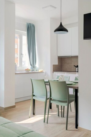 Dining - 'Traumhaus Cinecittà' by Interhome (Rome)