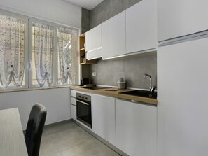 Fridge, microwave, oven, dishwasher - 'Carducci 213 by Interhome (Marina Pietrasanta)