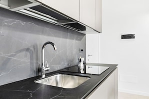 Silitysrauta/-lauta, ilmainen Wi-Fi