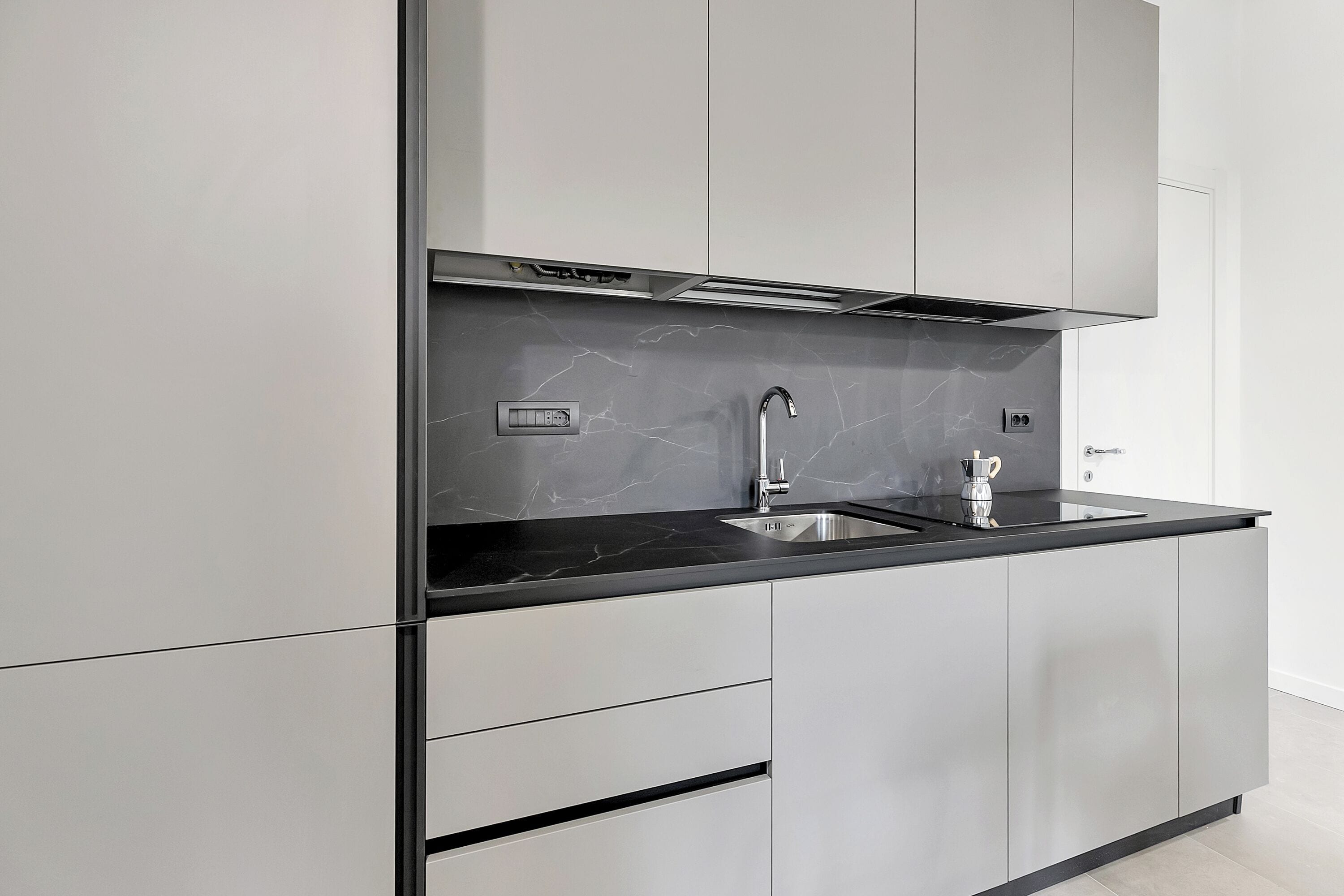 Tabla de planchar con plancha y wifi gratis 