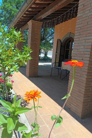 Exterior detail - LaPorcilaia, Ferienwohnung mit Seeblick. by Interhome (Bagnoregio)