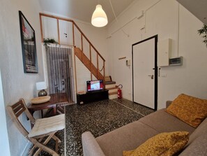 TV - Casa Balbi bei Holiday World by Interhome (Genova)
