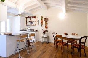 Dining - Cozynest in Florence  (Firenze)