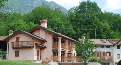 El Tabia de la Maria App. Grün in Sospirolo by Interhome