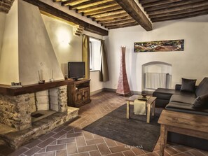 Fireplace - Sperior Zwei-Zimmer-Wohnung by Interhome (Massa Marittima)