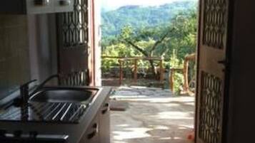 Frigorifero, forno, pentole/stoviglie/utensili