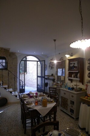 Dining - Wohnung A Casa delle Fate by Interhome (Assisi)