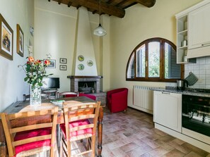 Interior - Anwesen "Ginestre" mit Terrasse by Interhome (Montespertoli)