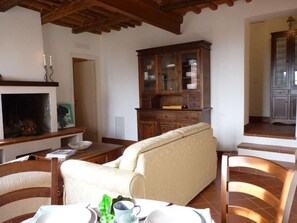TV, fireplace - Dependance Giuseppa' Estate by Interhome (Corsanico)