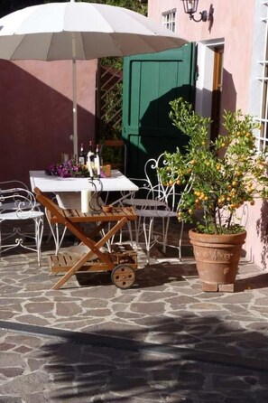 Outdoor dining - Dependance Giuseppa' Estate by Interhome (Corsanico)
