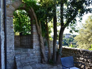 Terrace/patio - Altes Steinhaus mit Garten by Interhome (Corciano)