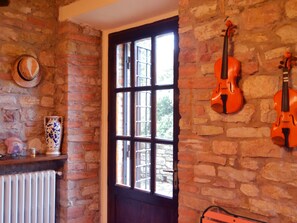 Interior - Altes Steinhaus mit Garten by Interhome (Corciano)