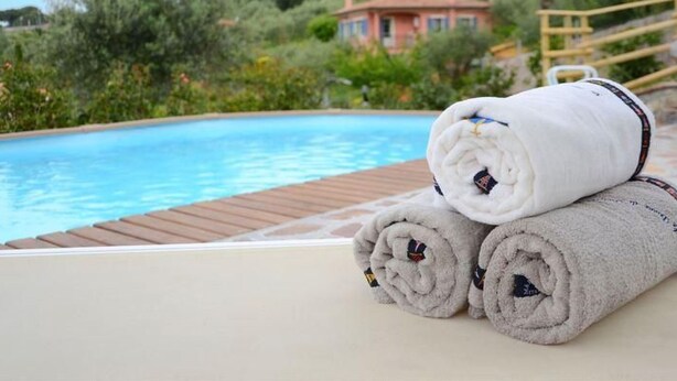 Pool - 'Dependance Gina' mit Pool by Interhome (Corsanico)