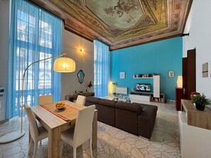 TV - 'Doge Antonino' mit Wi-Fi by Interhome (Genova)