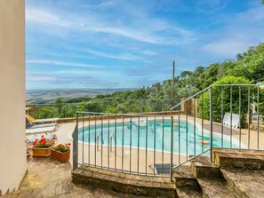Pool - Vier-Zimmer-Wohnung 3 Bäder mit Schwimmbad zur alleinigen Nutzung by Interhome (Castelfalfi)
