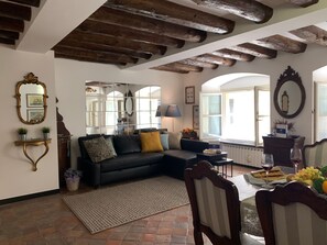 TV - Alcova dei Giustiniani Wohnung by Interhome (Genova)