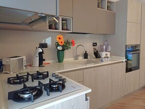 Fridge, microwave, oven, dishwasher - Masa House von Holiday World by Interhome (Genova)