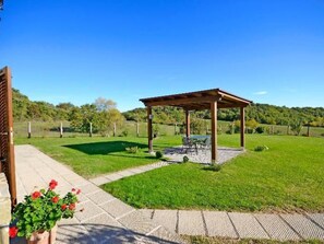 Outdoor dining - "Poggio del Fabbro by Interhome (Cortona)
