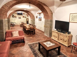 Interior - für 20 Personen in Cortona, Trasimenischer See by Interhome (Cortona)