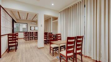 Rumah | Tempat makan