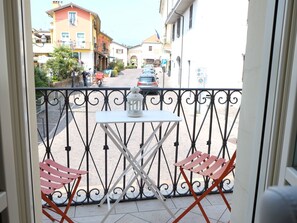 Interior - Vista Piazza by Interhome (San Felice del Benaco)