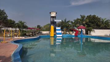 Alberca al aire libre