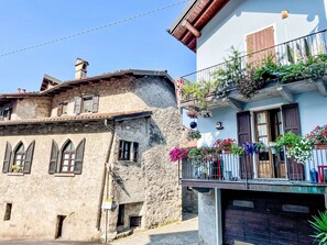 Exterior - Studio Smeraldo mit Seeblick by Interhome (Abbadia Lariana)