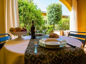Dining - Wohnung Cielo by Interhome (Alberese)