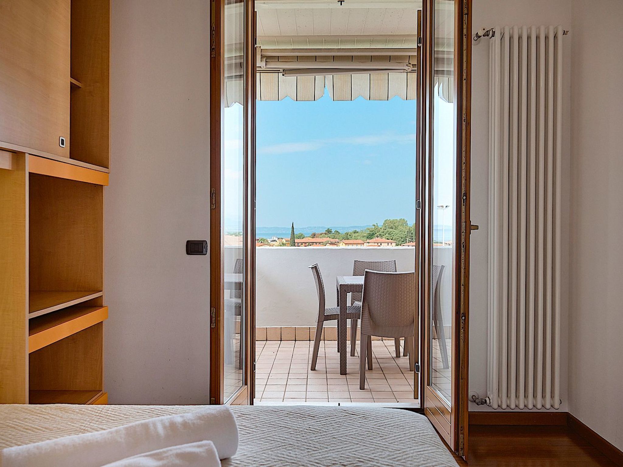 2 bedrooms, internet