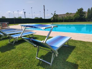 Pool - La Terrazza sul Lago - mit Terrasse mit Seeblick by Interhome (Bardolino)