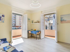 TV - Casa Gully bei Holiday World by Interhome (Savona)
