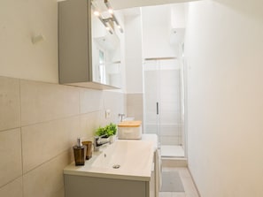 Bathroom - Casa Gully bei Holiday World by Interhome (Savona)
