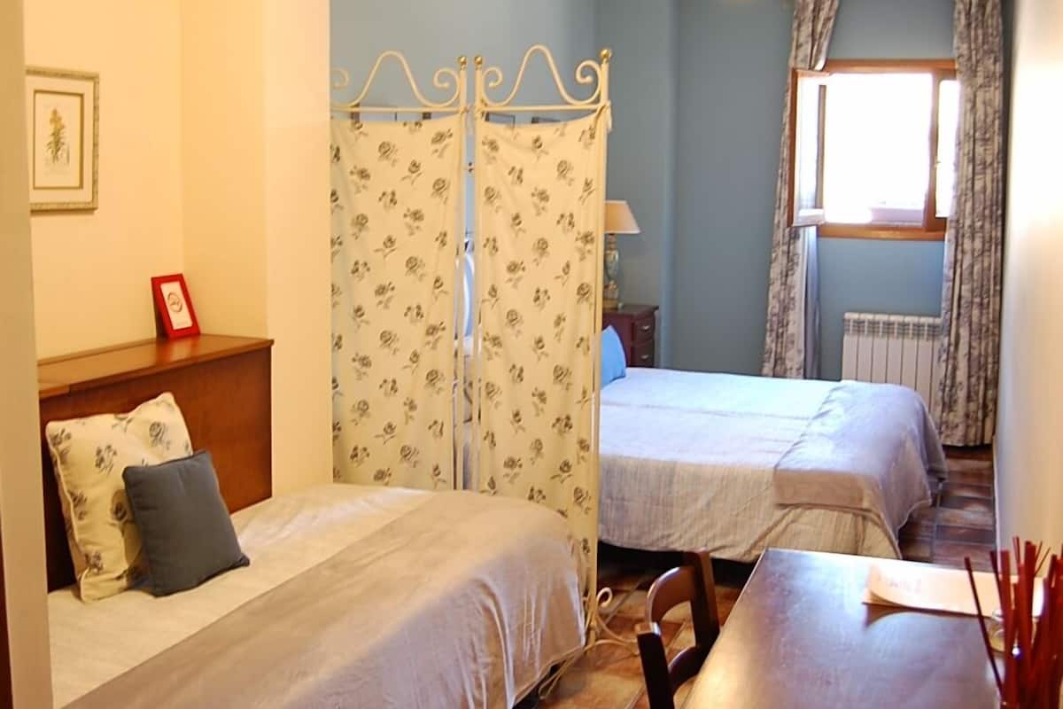 Familien-Dreibettzimmer, Bergblick