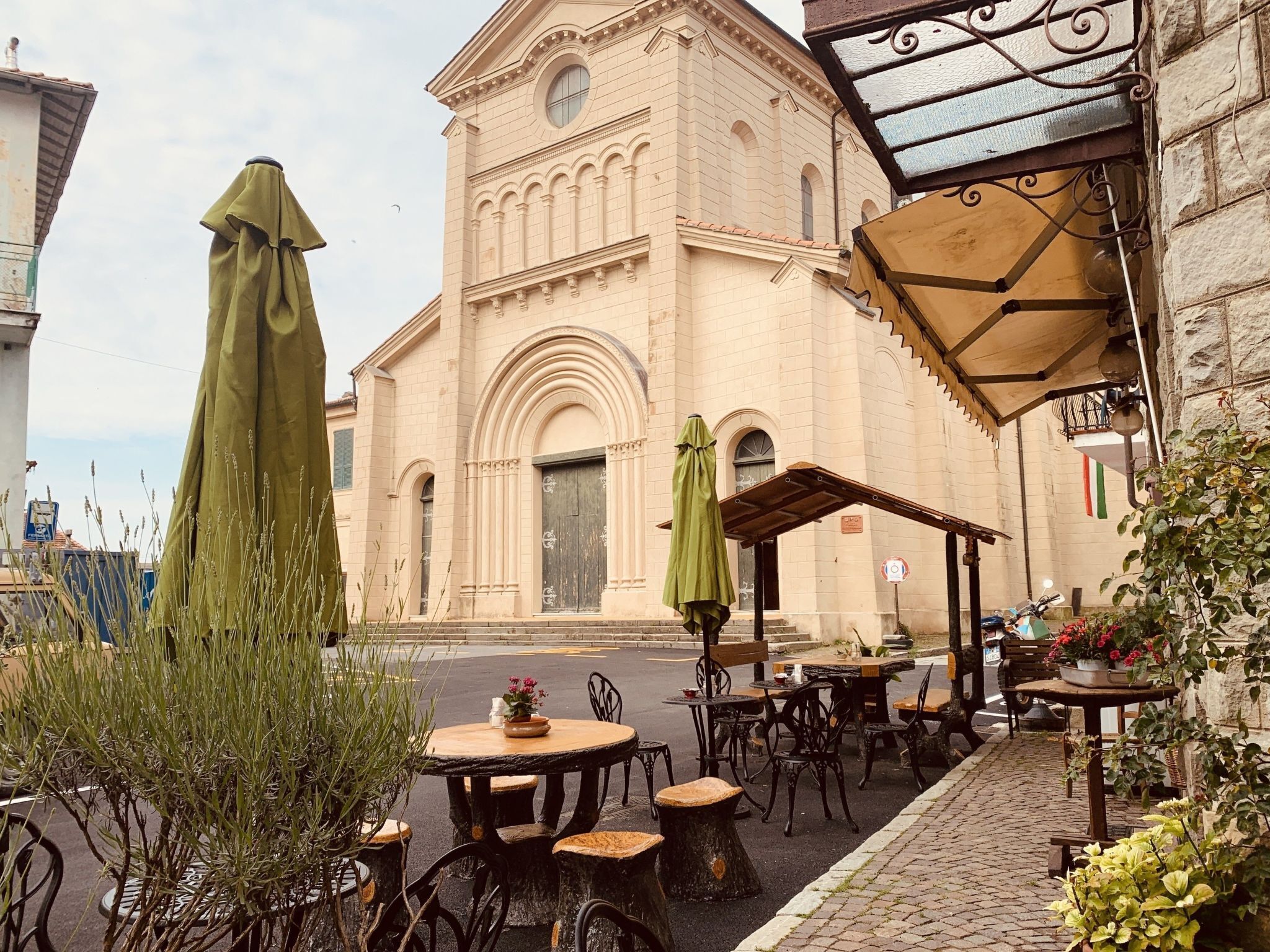 屋外ダイニングエリア