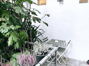 Outdoor dining - Wohnung 'Annina' mit Terrasse by Interhome (Torino)