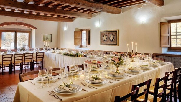 Banquet hall