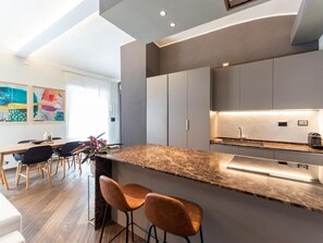 Fridge, microwave, oven, dishwasher - In der Wolkenwohnung Torino by Interhome (Torino)