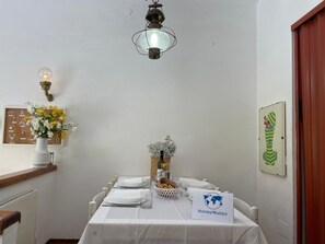 Dining - Wohnung zwischen Grün und Meer by Interhome (Punta Ala)