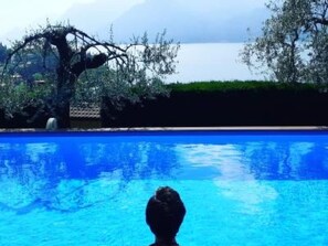 Pool - Ein-Zimmer-Wohnung 'Acqua' by Interhome (Malcesine)