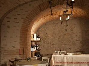 Dining - Flacher Hof by Interhome (Bedizzole)