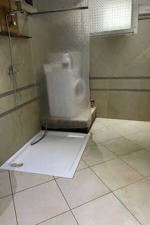 Bathroom - Wohnung "Riviera del Conero by Interhome (Camerano)