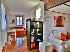 Living area - Wohnung mit Wasserblick by Interhome (Venice)