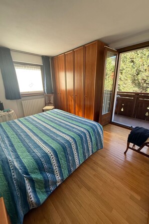 2 Schlafzimmer, Internetzugang