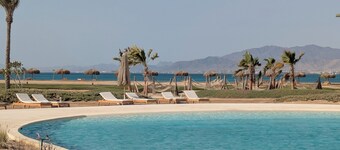 Sea & Pool View Soma Bay Cabana Steps From Beach - Seascape Stays