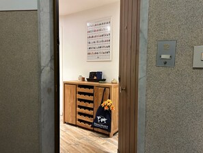 Interior - Weinhaus bei Holiday World by Interhome (Arenzano)