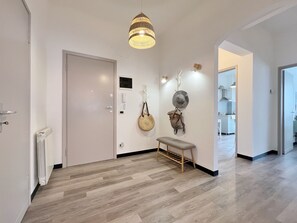 Interior - für 6 Personen ca. 96 m² in Arenzano, Norditalien (Ligurien) by Interhome (Arenzano)