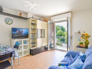 TV - Creuza de Ma von Holiday World by Interhome (Savona)