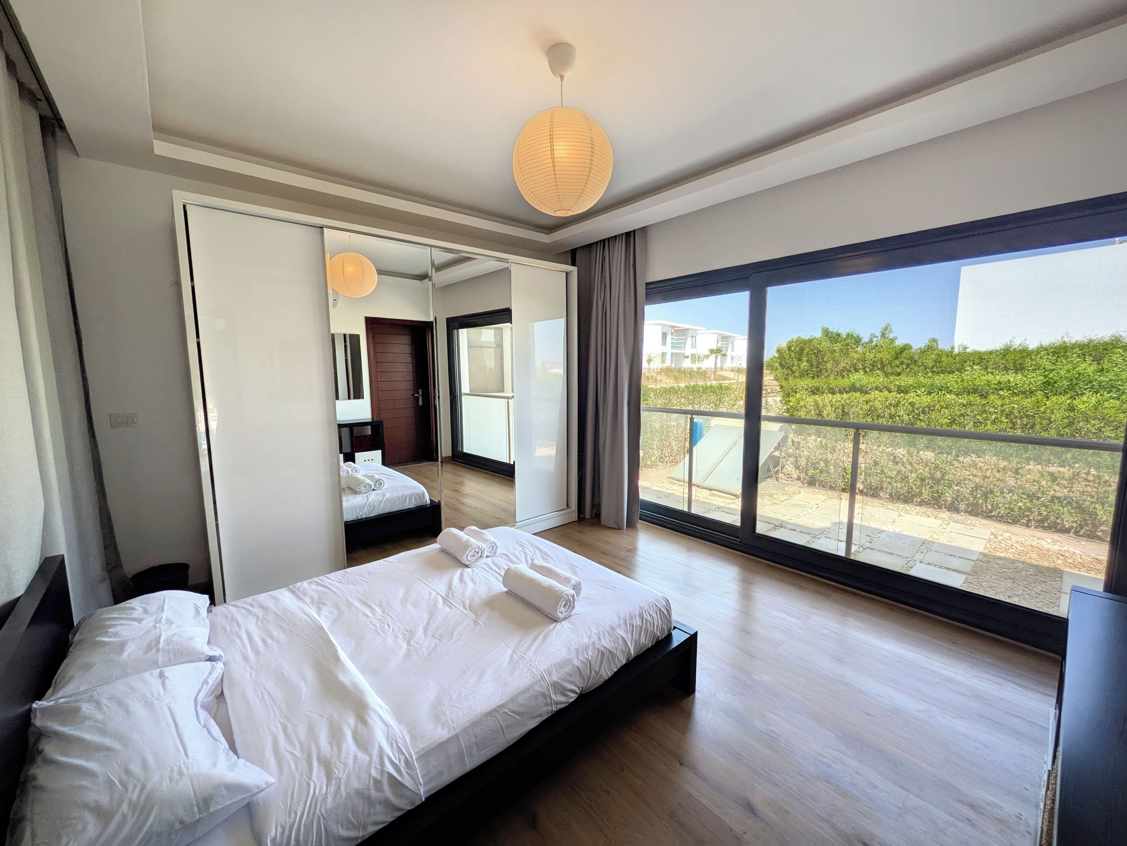 Bügeleisen/Bügelbrett, WLAN, Bettwäsche