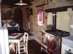 Unclassified image, 3 of 48, button - Landgut "Il Molino" mit Terrasse und Garten by Interhome (Poppi)