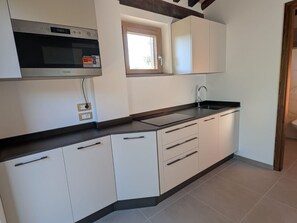 Fridge, microwave, cookware/dishes/utensils - Apartment 2 Schlafz. by Interhome (Bibbona)